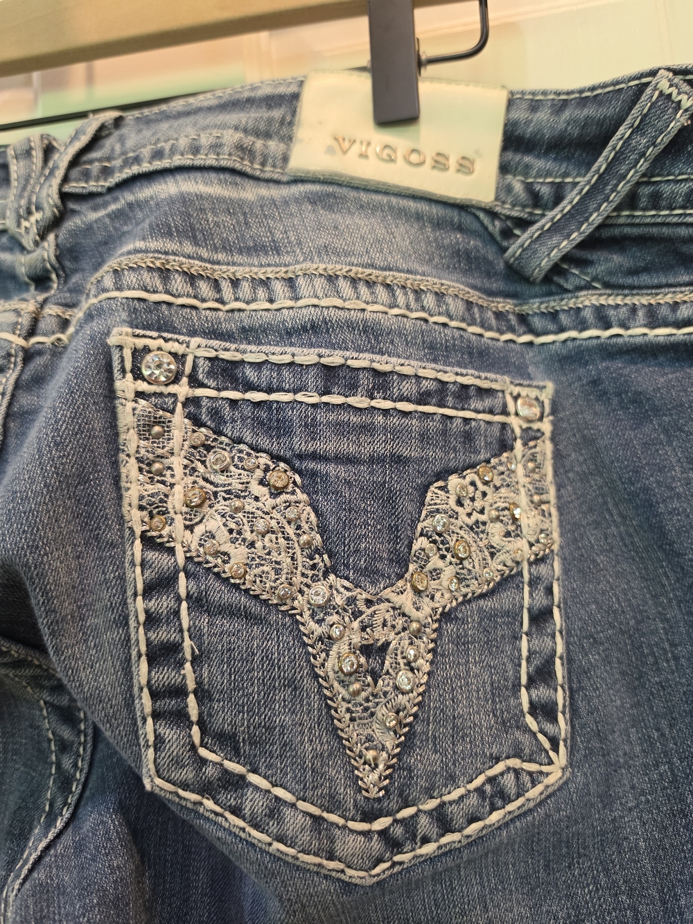Vigoss The Chelsea Women's Capris